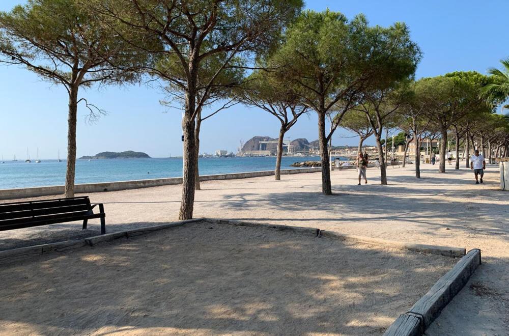 L'orée de la plage: appt. tout confort 4/6 pers. 400 m de la plage La Ciotat Esterno foto